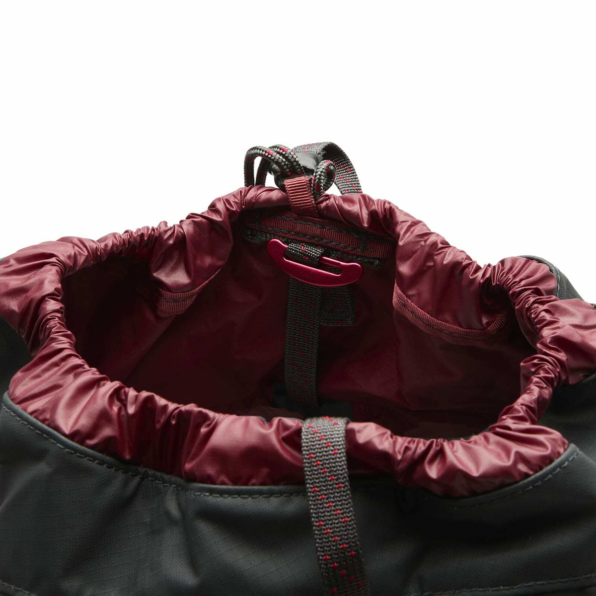 Klättermusen Fjörm Backpack 18L in Raven 