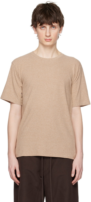 Photo: AURALEE Beige Hard Twist T-Shirt