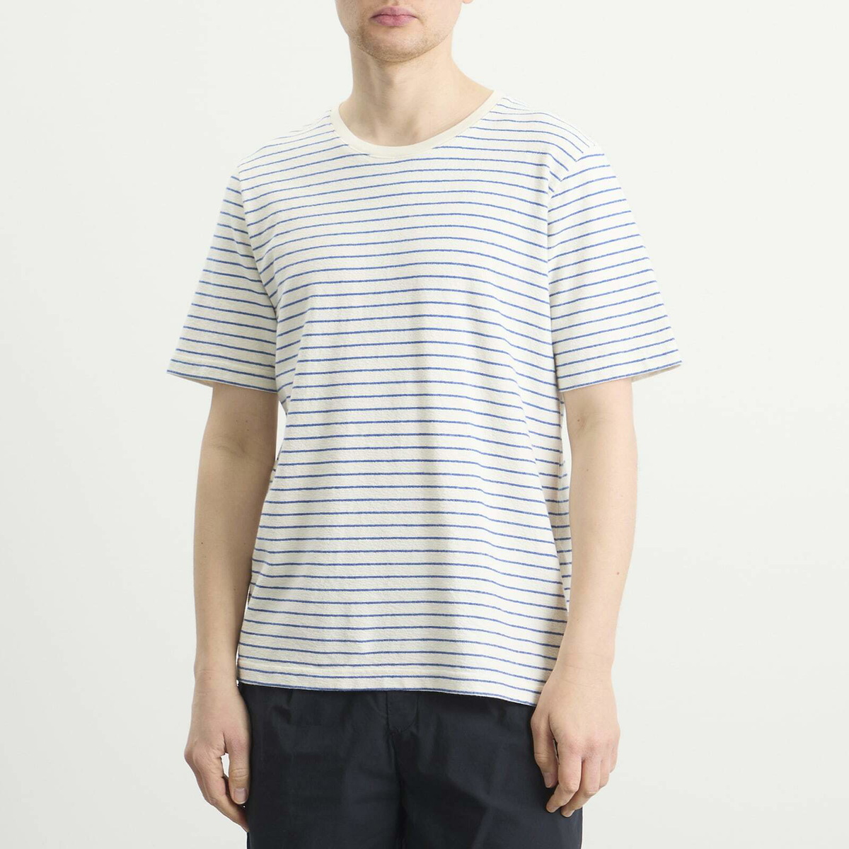 Folk Men's Textured Stripe T-Shirt in Ecru/Bright Blue