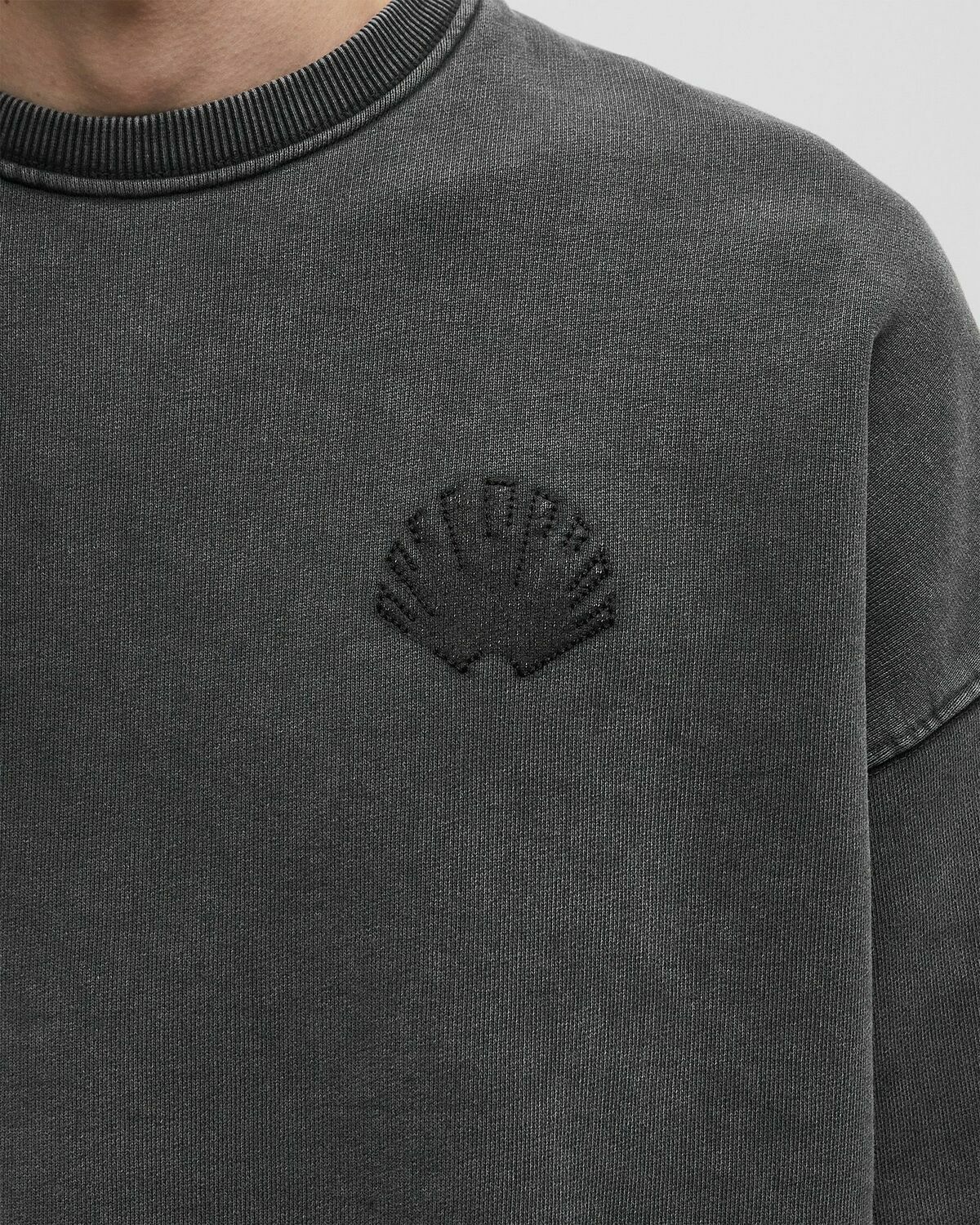 New Amsterdam LOGO CREWNECK SWEATER Black Mens Sweatshirt