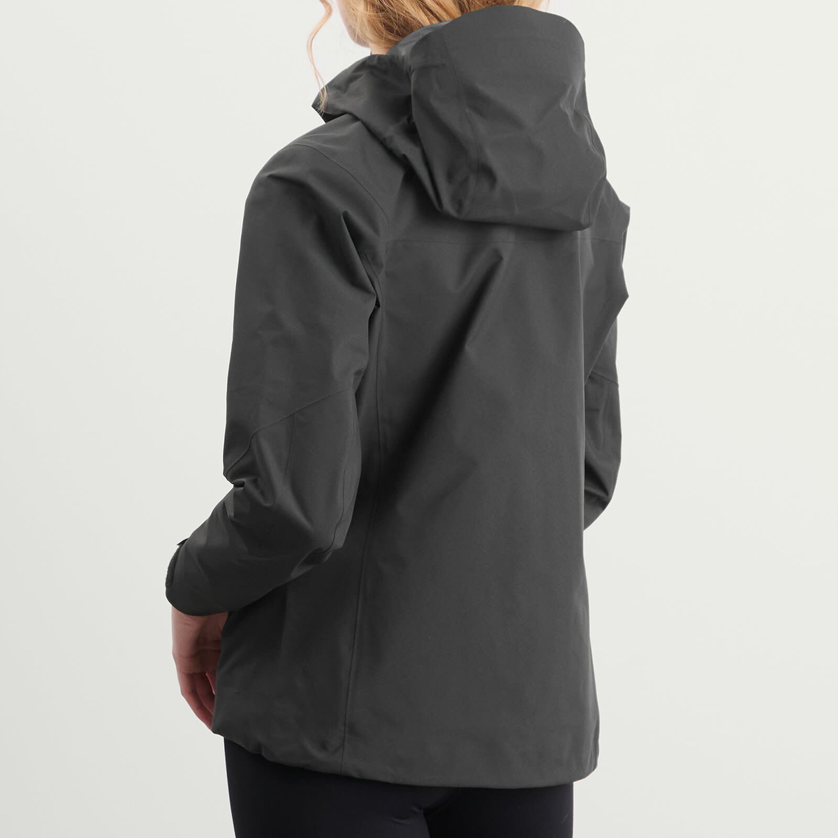 Arc'teryx Women's Arcteryx Alpha SV Jacket in Black