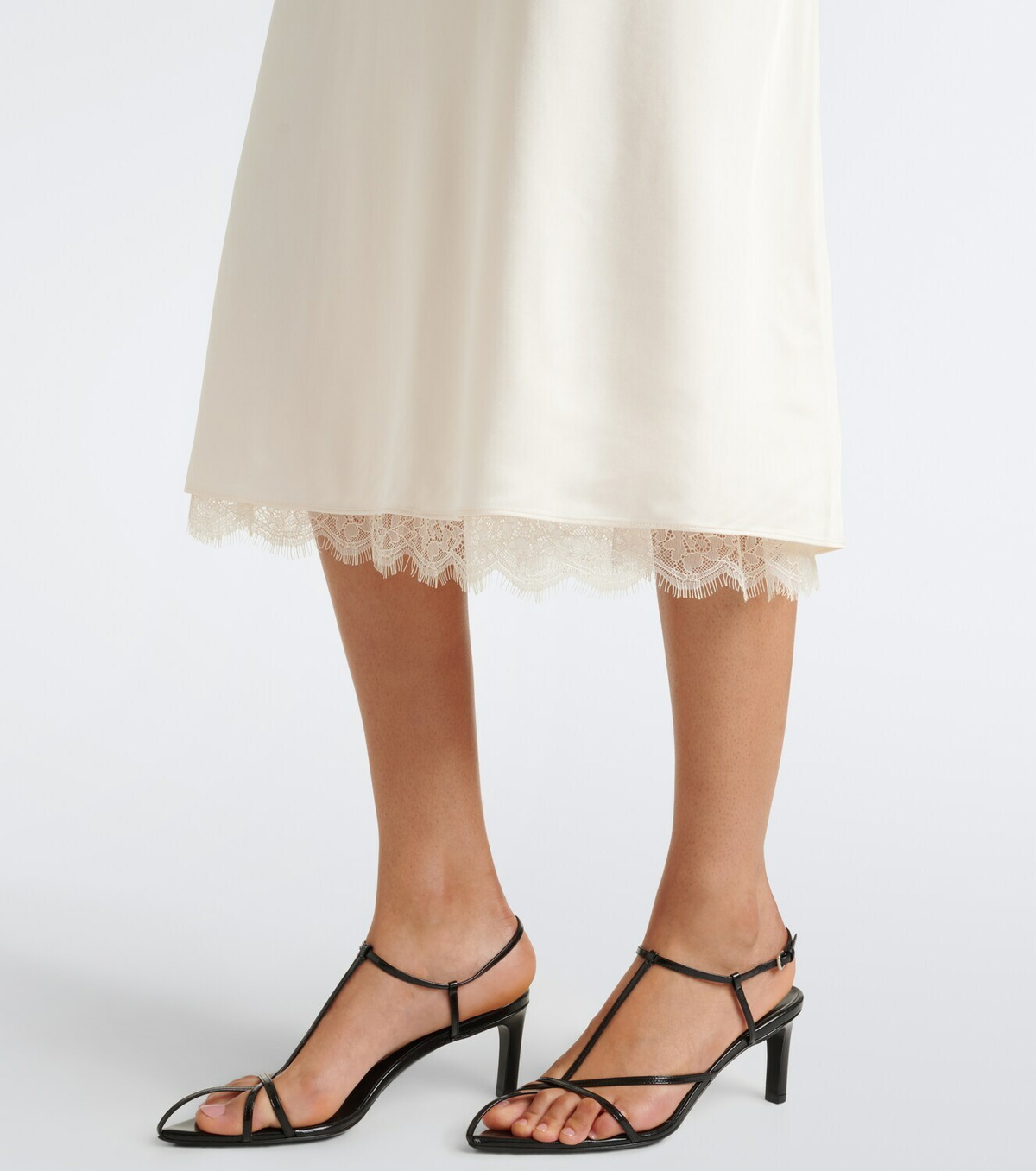 Vince Lace-trimmed satin midi skirt