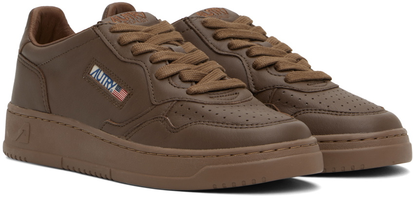 スニーカー AUTRY LOW MEDALIST WHITE/BROWN SNEAKER Autry Medalist Low Sneakers In White And Brown Sugar Suede