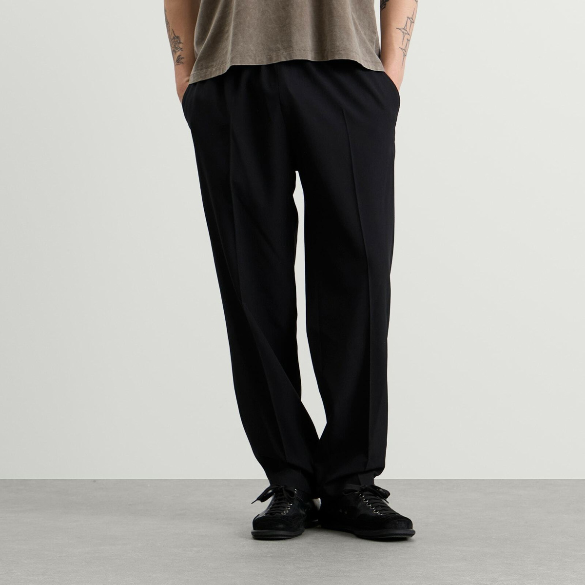 MM6 Maison Margiela Men's Tailored Trousers in Black