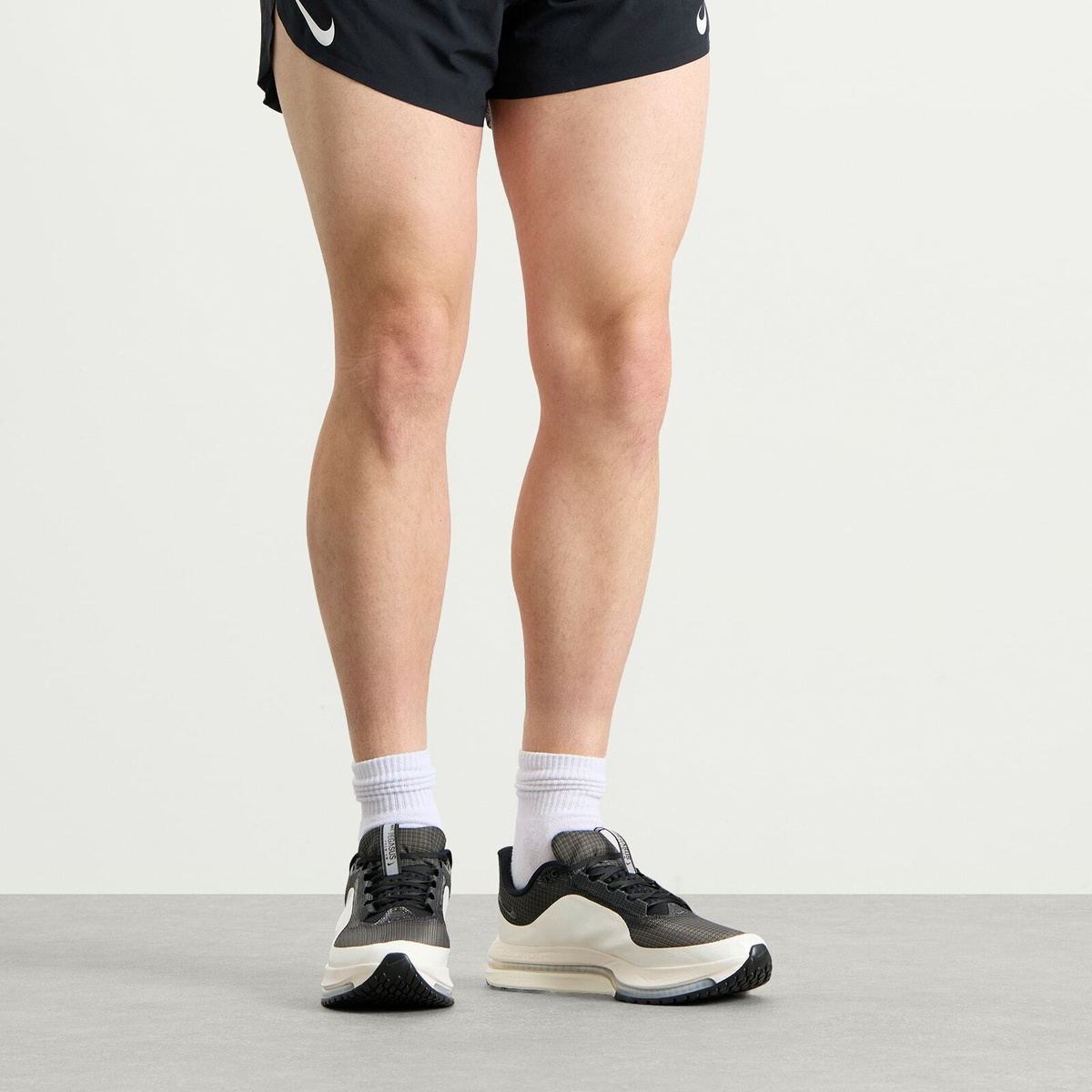 Nike Pegasus Premium Sp Sneaker in Black/Sail