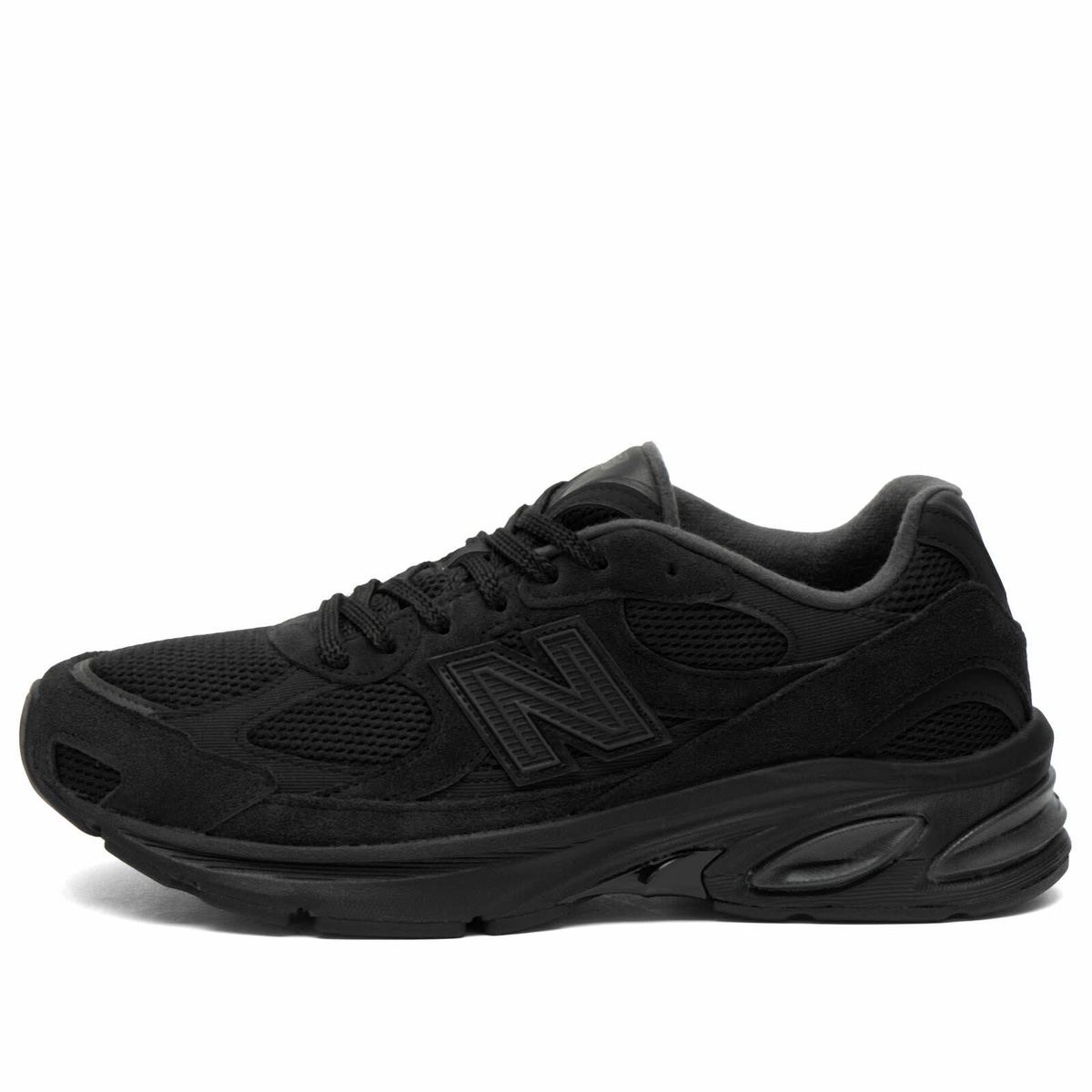 New Balance 2010 Sneaker in Black/Black