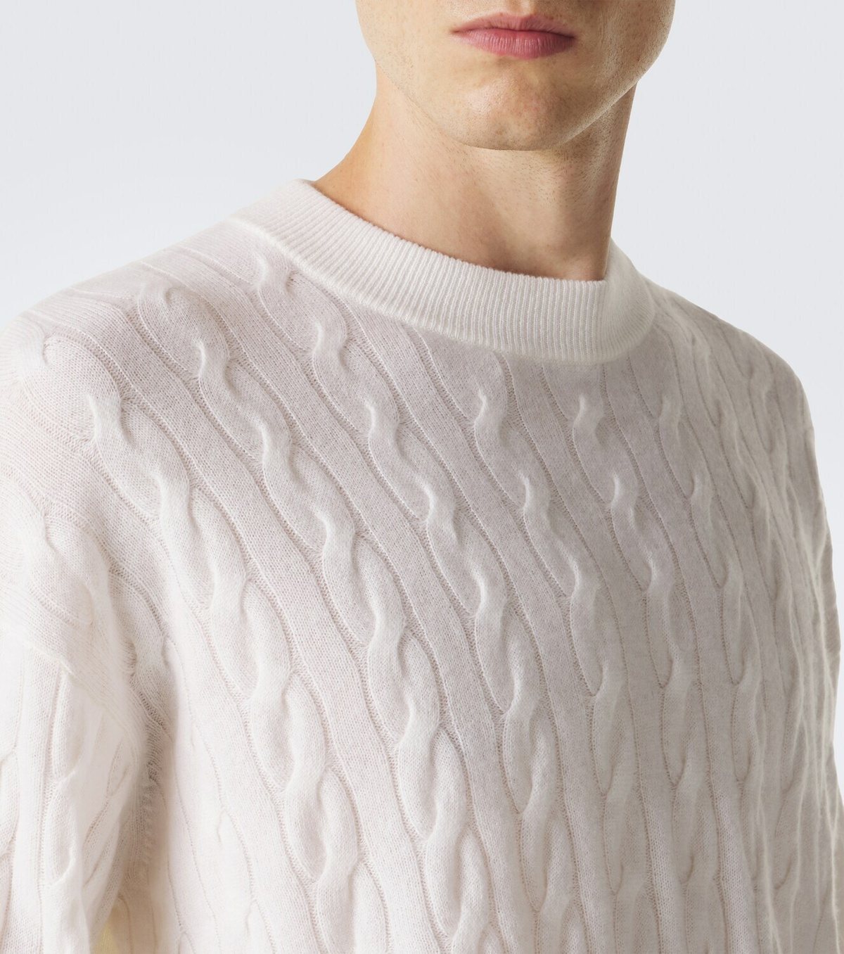 Lisa Yang Oskar cable-knit cashmere sweater