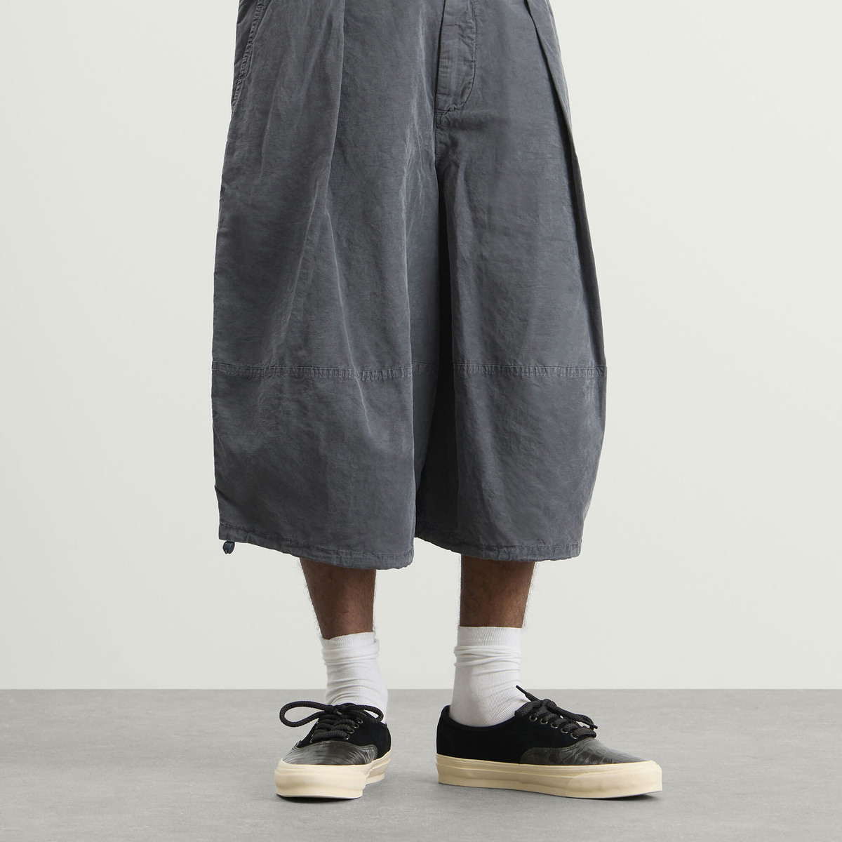 Vans LX Authentic 44 Sneaker in Black/Sand White