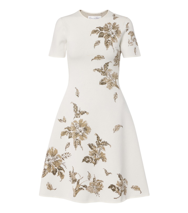 Photo: Oscar de la Renta Knitted floral jacquard minidress