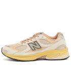 New Balance 2010 Sneaker in Linen