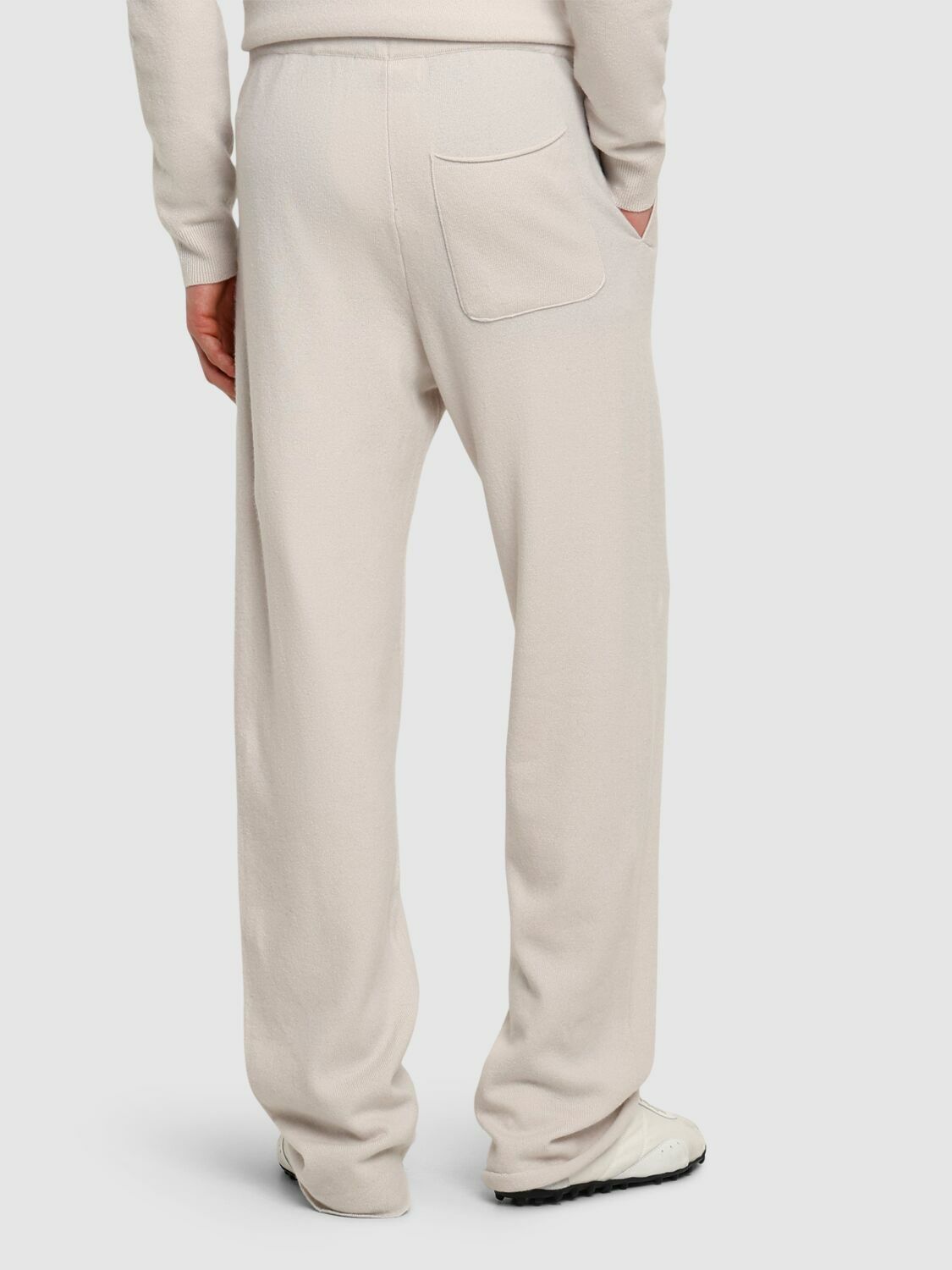 EXTREME CASHMERE N320 Rush Straight Leg Pants