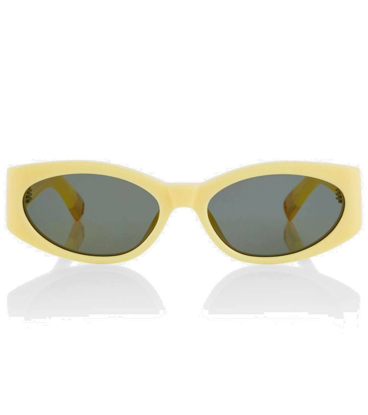 Photo: Jacquemus Les Lunettes Ovalo oval sunglasses
