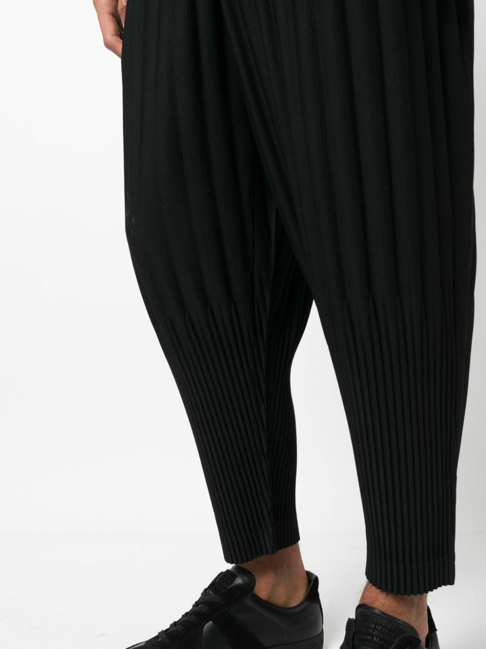 HOMME PLISSE ISSEY polyester Pleated balloon Pants HP33JF185 Burgundy 1