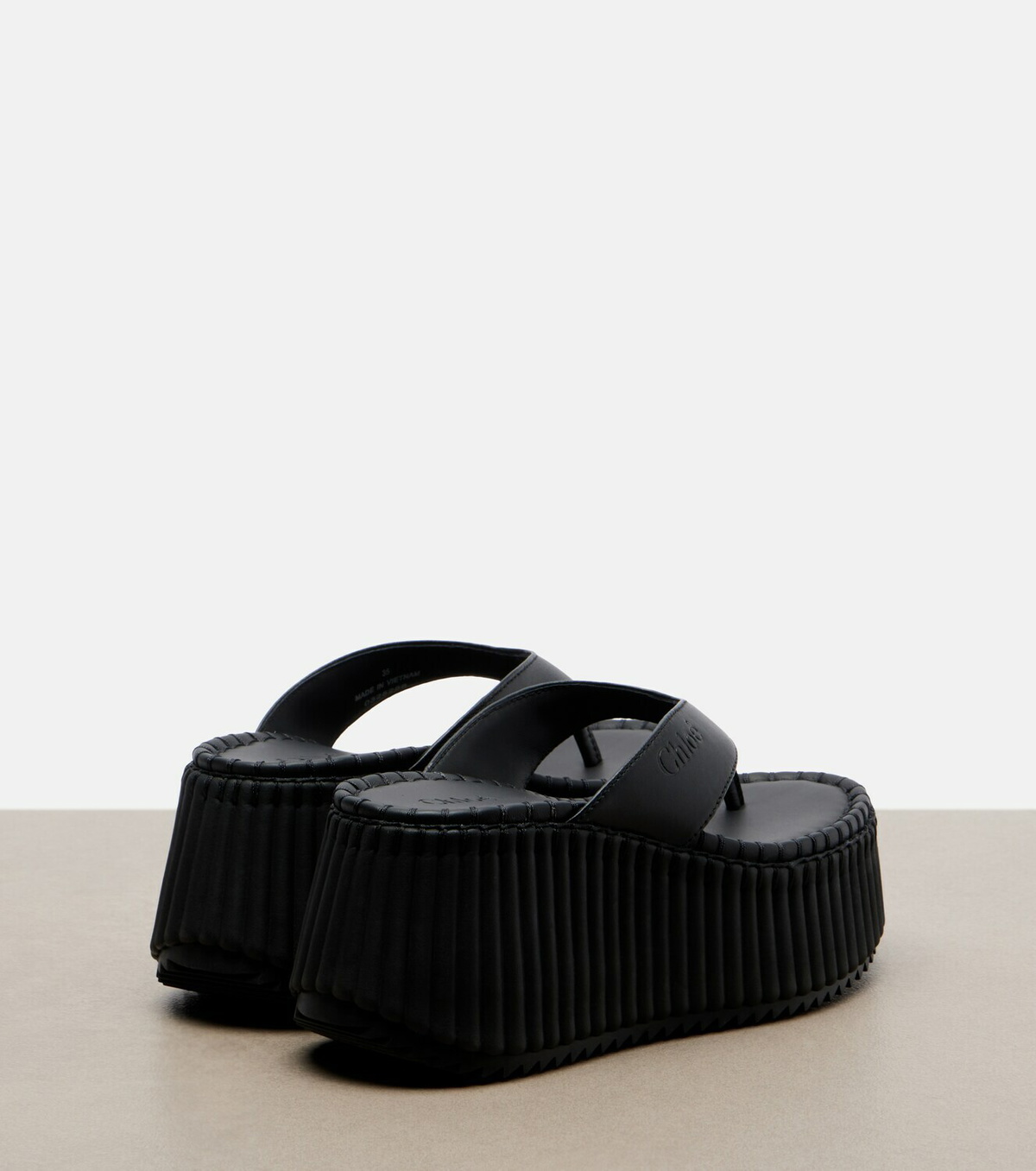 Chloé Nama leather platform thong sandals