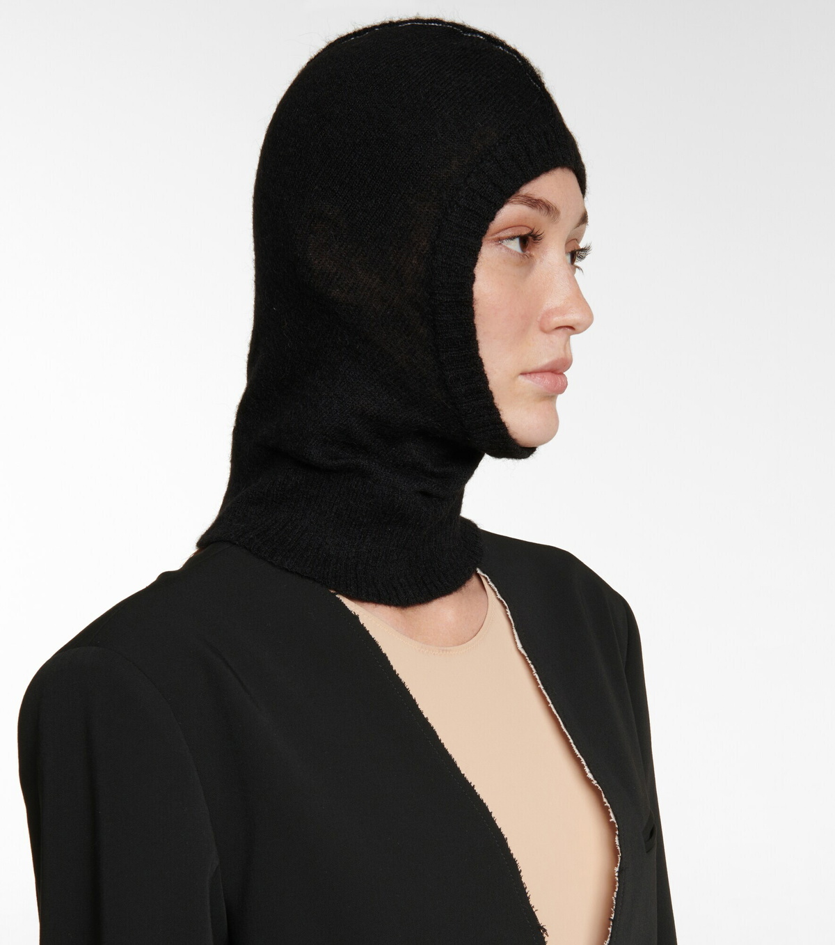 MM6 Maison Margiela Black Wool Women\'s Hat Hats MM6 Maison Margiela Beanie S52tb0004m13036 of Women  main image 2