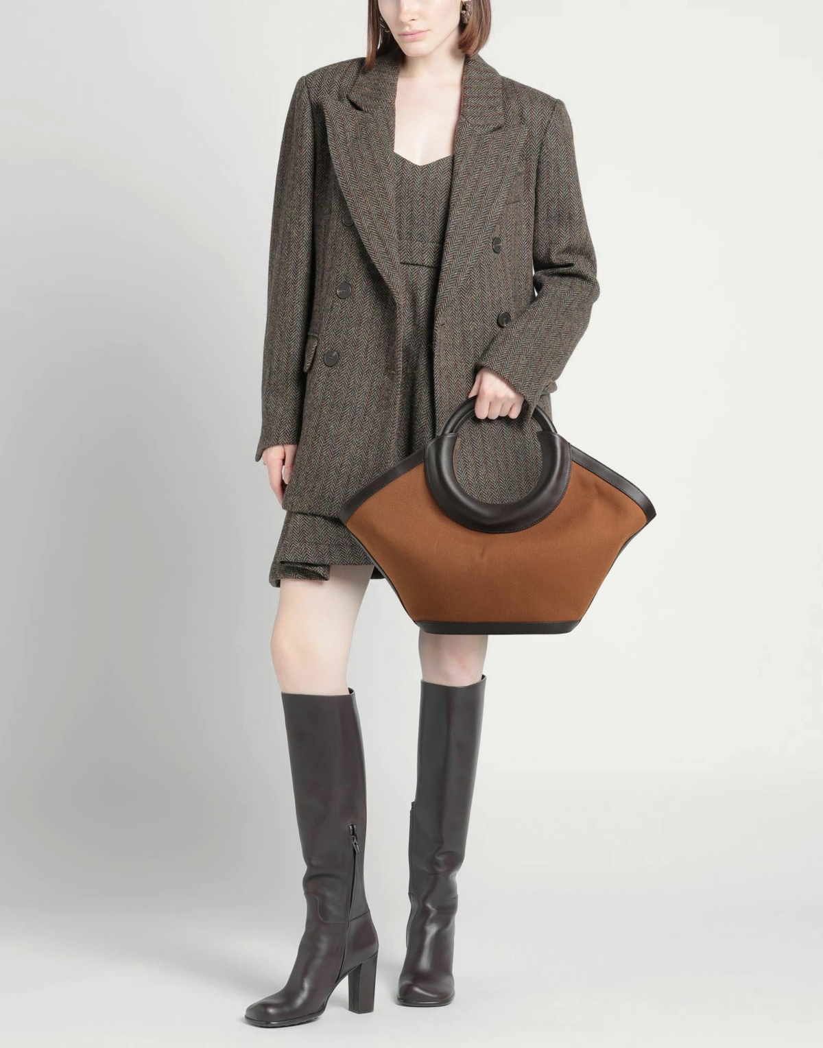 Hereu Womens Handbag in Brown