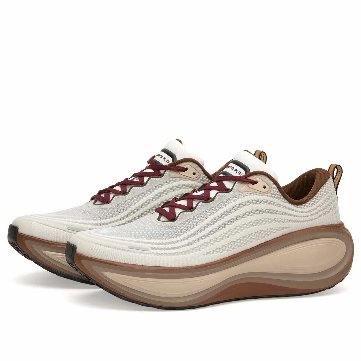 Nike Vomero Plus QS Sneaker in Off Noir/Pecan/Phantom/Natural Cacao