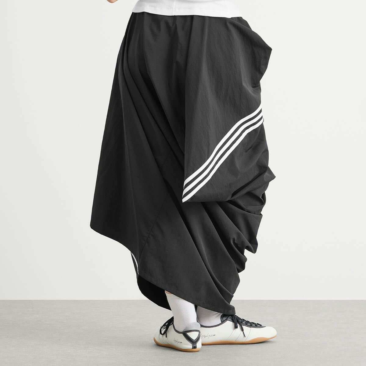 Y-3 Women's Wire Skirt in Black