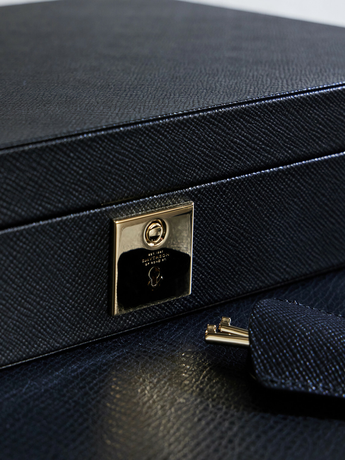 Smythson - Panama Cross-Grain Leather Poker Set