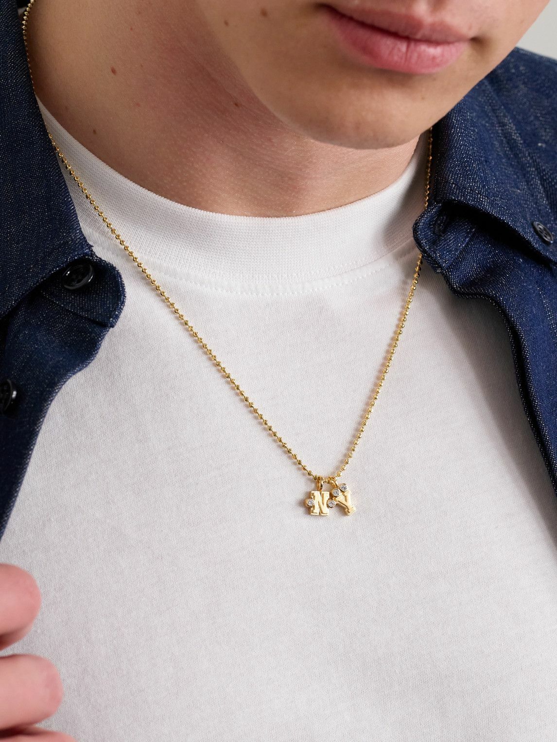 Greg Yuna - Babÿ Umlaut Initial 18-Karat Gold Diamond Pendant Necklace