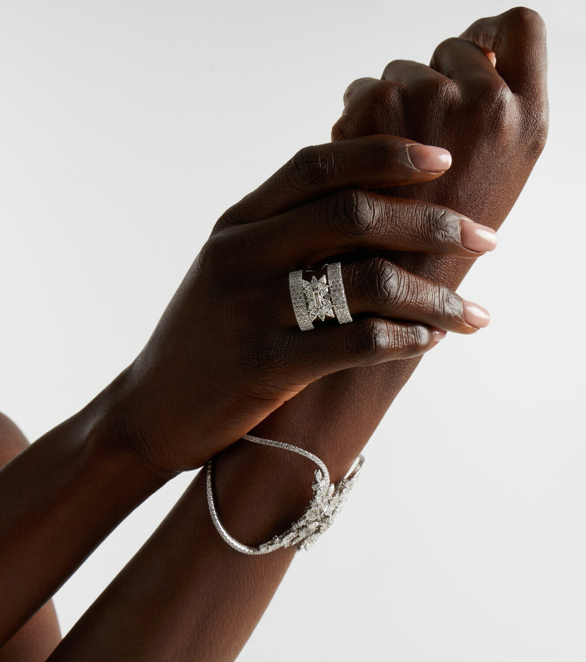 Yeprem 18kt white gold (750/1000) ring with diamonds