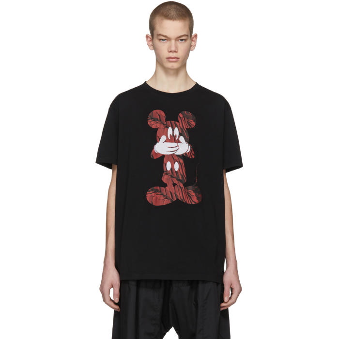 Photo: Marcelo Burlon County of Milan Black and Red Disney Edition Mickey Mouse T-Shirt