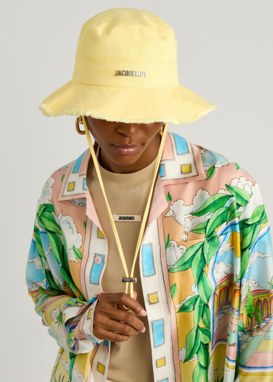 Jacquemes Le Bob Artichaut Bucket Hat In Mustard‎ Yellow Jacquemus Le Bob Artichaut Cotton Bucket hat Yellow Light  main image 3