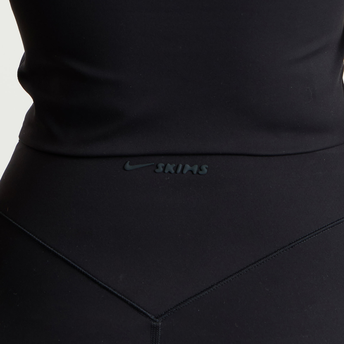 Nike Women's x SKIMS Matte High Waist Corset Legging 26" in Obsidian