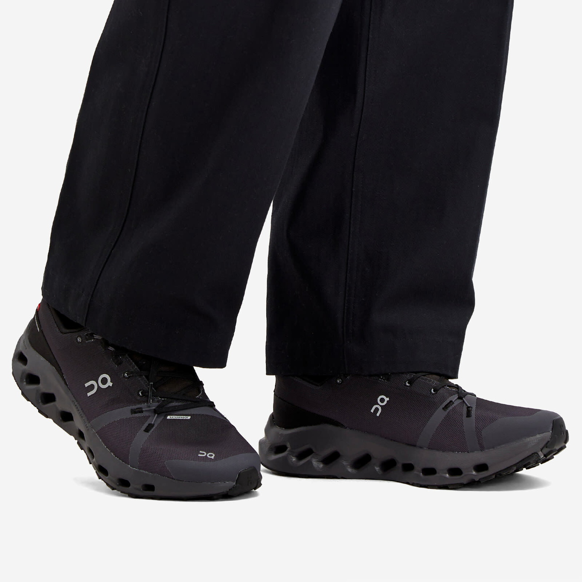 On　23センチ　Cloudsurfer Trail WP　黒 Women's Cloudsurfer Trail Waterproof | Black | On Germany