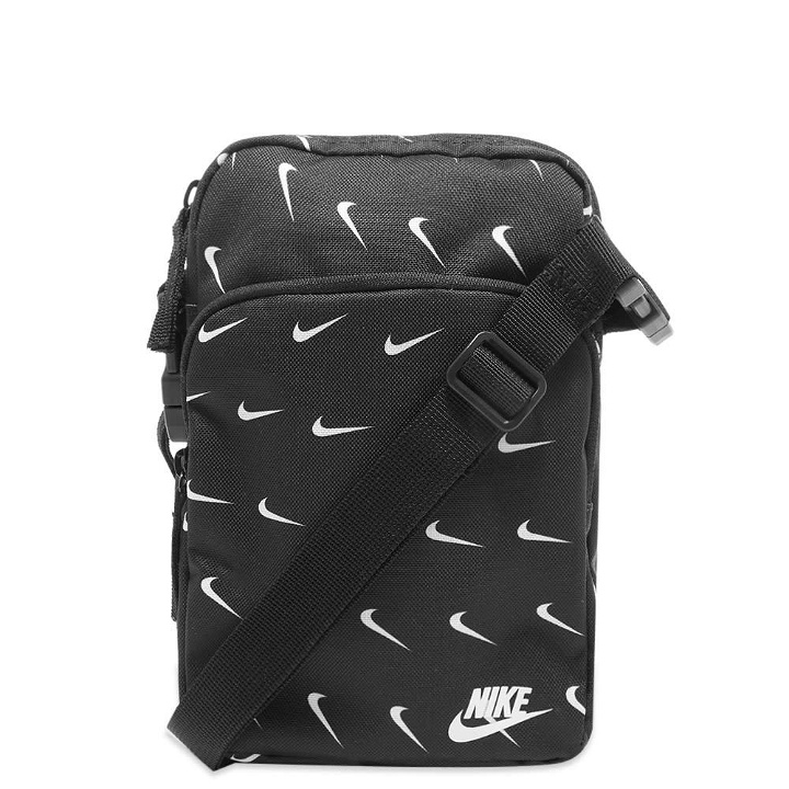 Photo: Nike Heritage Cross Body Bag