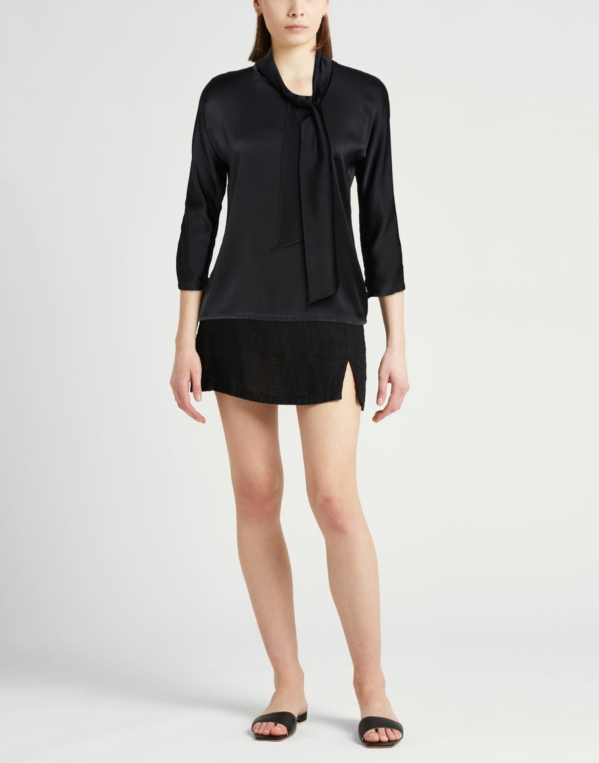 Jucca Womens Top in Black