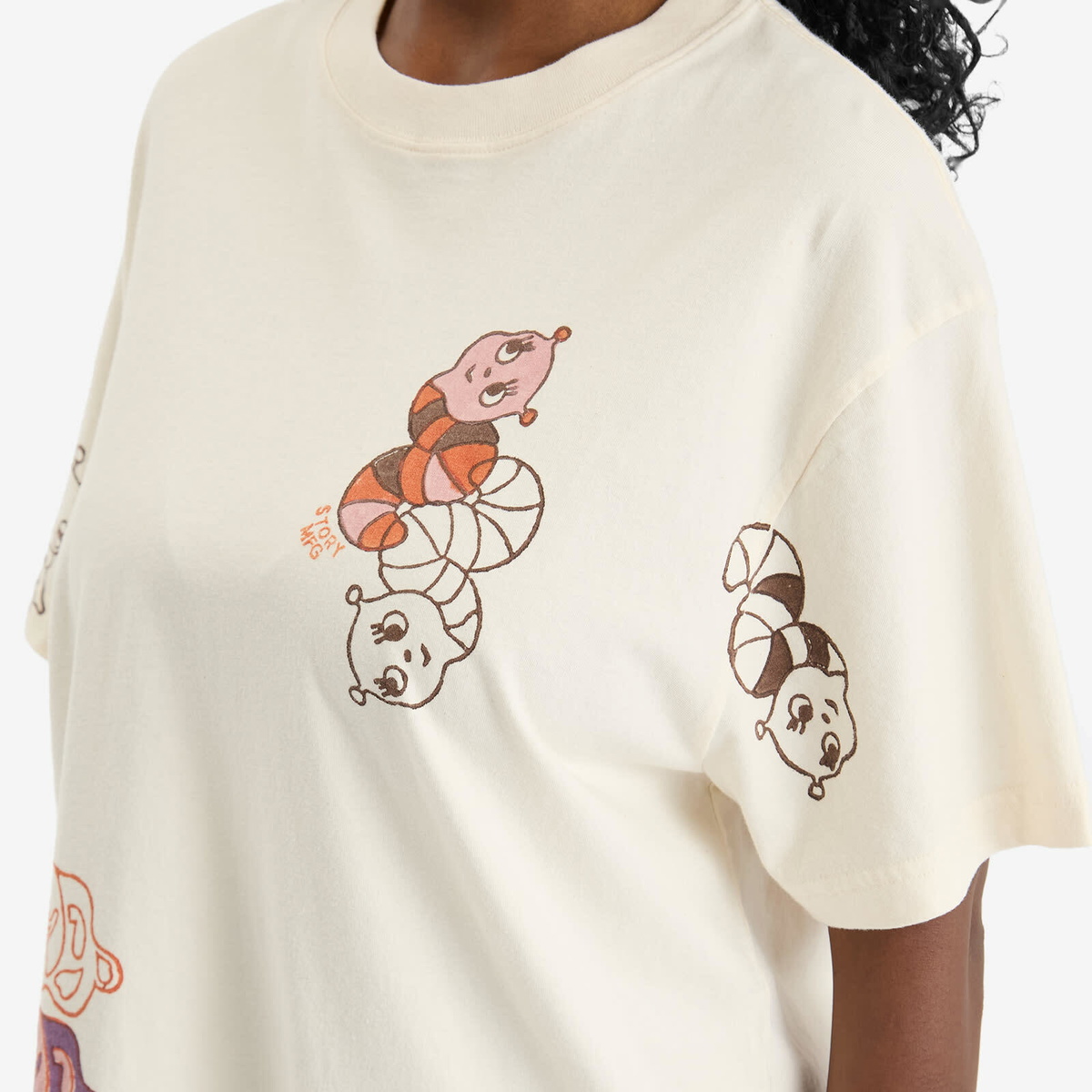 Story mfg. Women's Grateful T-Shirt in Ecru Earth Trip Spiral