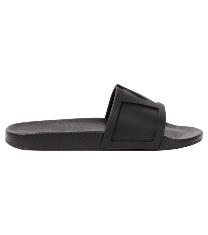 Photo: Valentino Garavani VLogo slides