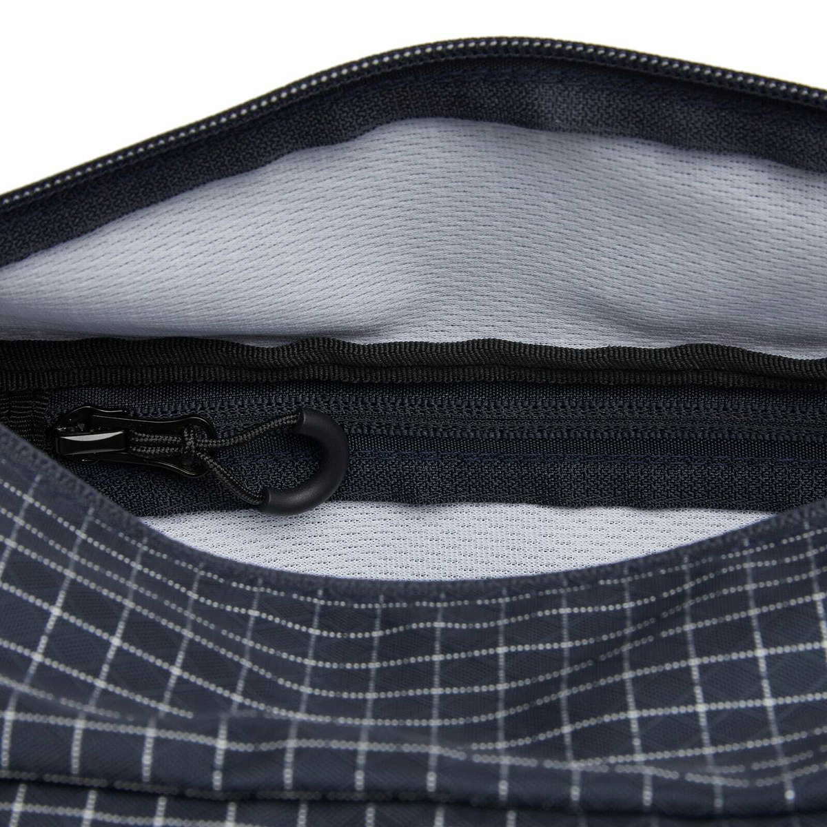 Parel Studios Men's Lokka Bag in Navy Blue 