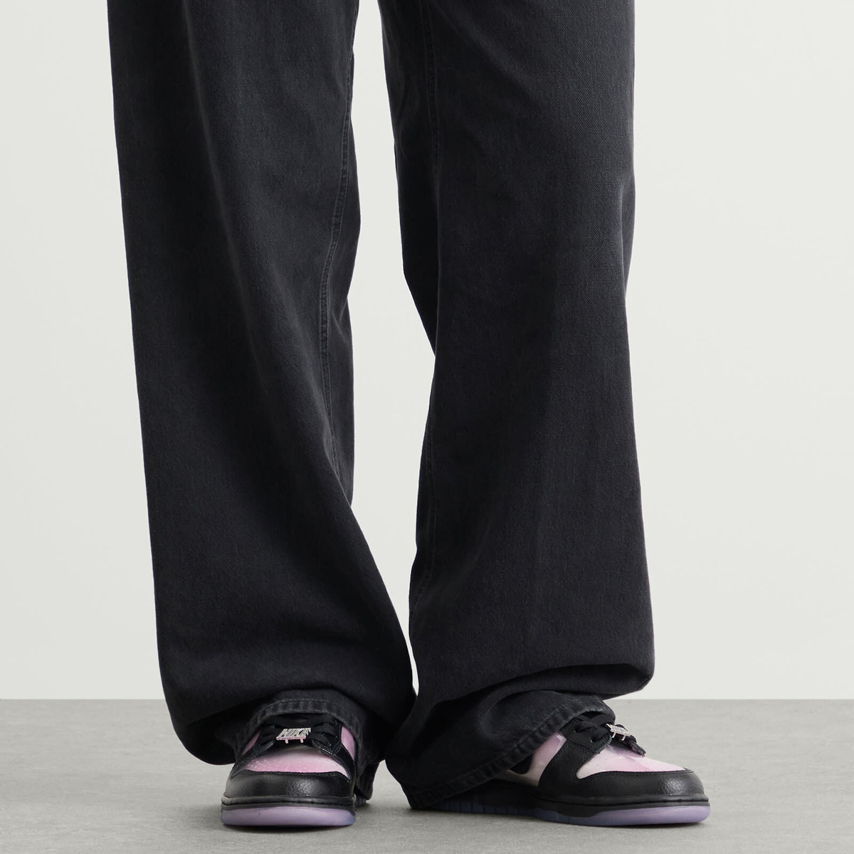 Nike Dunk LoRetro Prm Sneaker in Pink Rise/Black/Black