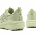 Asics Running NOVABLAST 5 in Whisper Green/Monument Blue