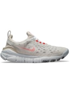 Nike - Free Run Trail Crater Mesh Sneakers - White