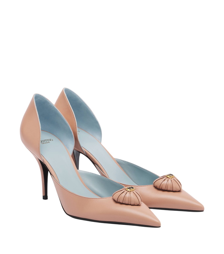 Photo: Valentino Garavani Cœur Royal leather pumps