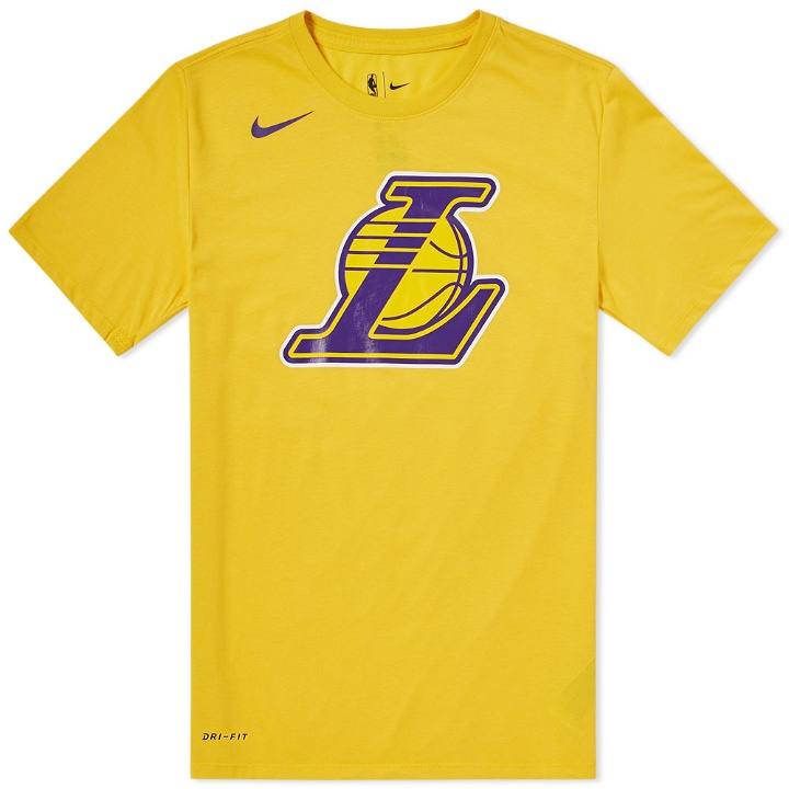 Photo: Nike Los Angeles Lakers Tee