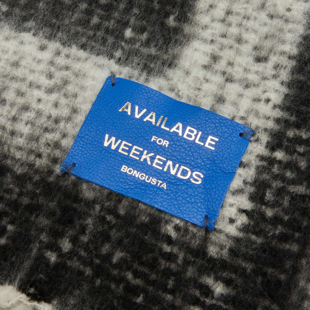 Bongusta Weekend Plaid Blanket in Cream/Ink 