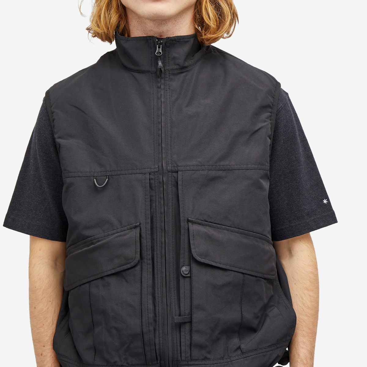 DAIWA Men's Tech Tactical Mountain Vest in Black DAIWA