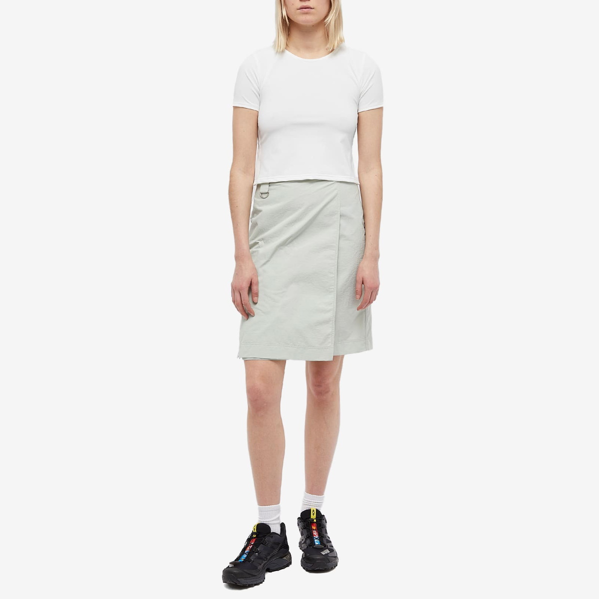 Peachy Den Women's Mimi Short Sleeve Top in White