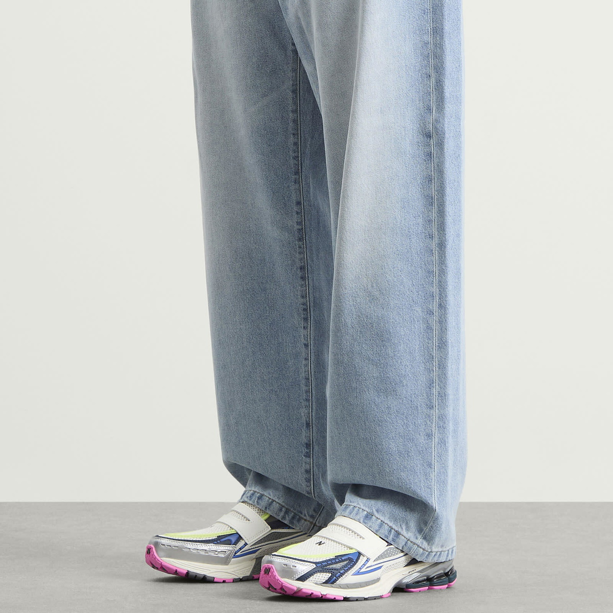 New Balance 1906 Loafer Sneaker in Silver Metallic/Nb Navy/Pink Heat