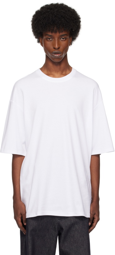 Photo: Lownn White Signature Crewneck T-shirt