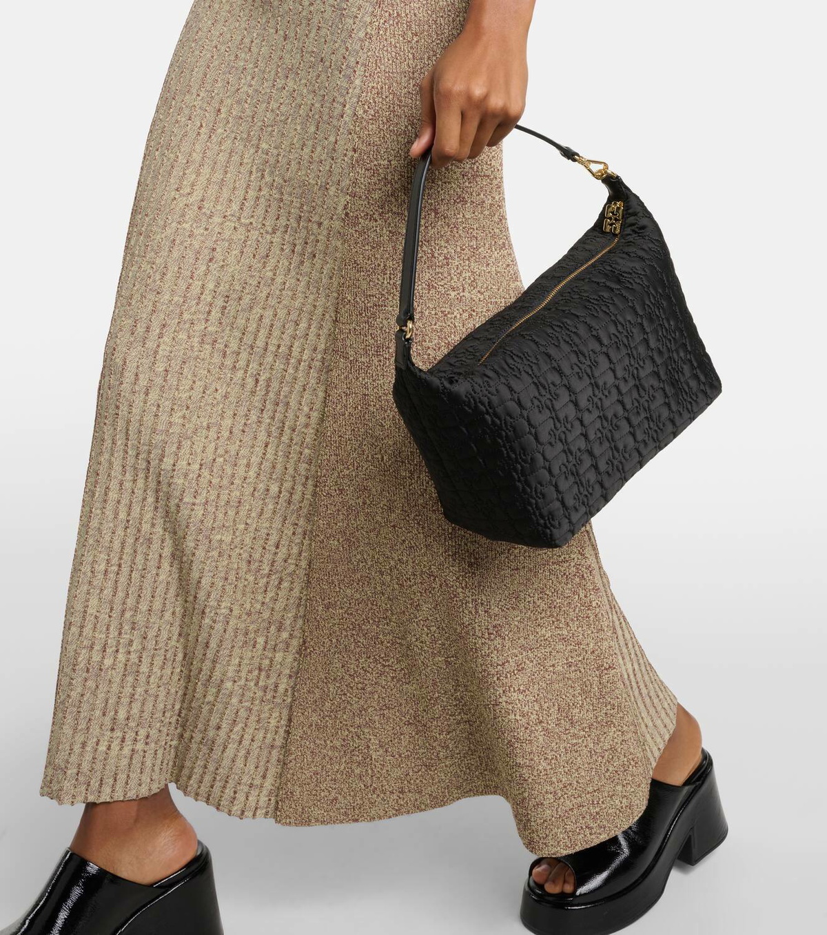 バッグ Ganni BUTTERFLY SHOULDER BAG Ganni Butterfly Medium satin shoulder bag GANNI