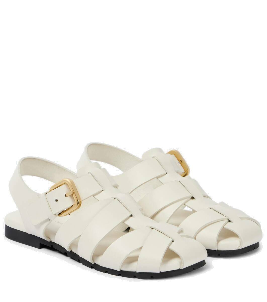 【Bottega Veneta】Gertie Fisherman ヒールサンダル Bottega Veneta: Blue Gertie Fisherman Heeled Sandals | SSENSE