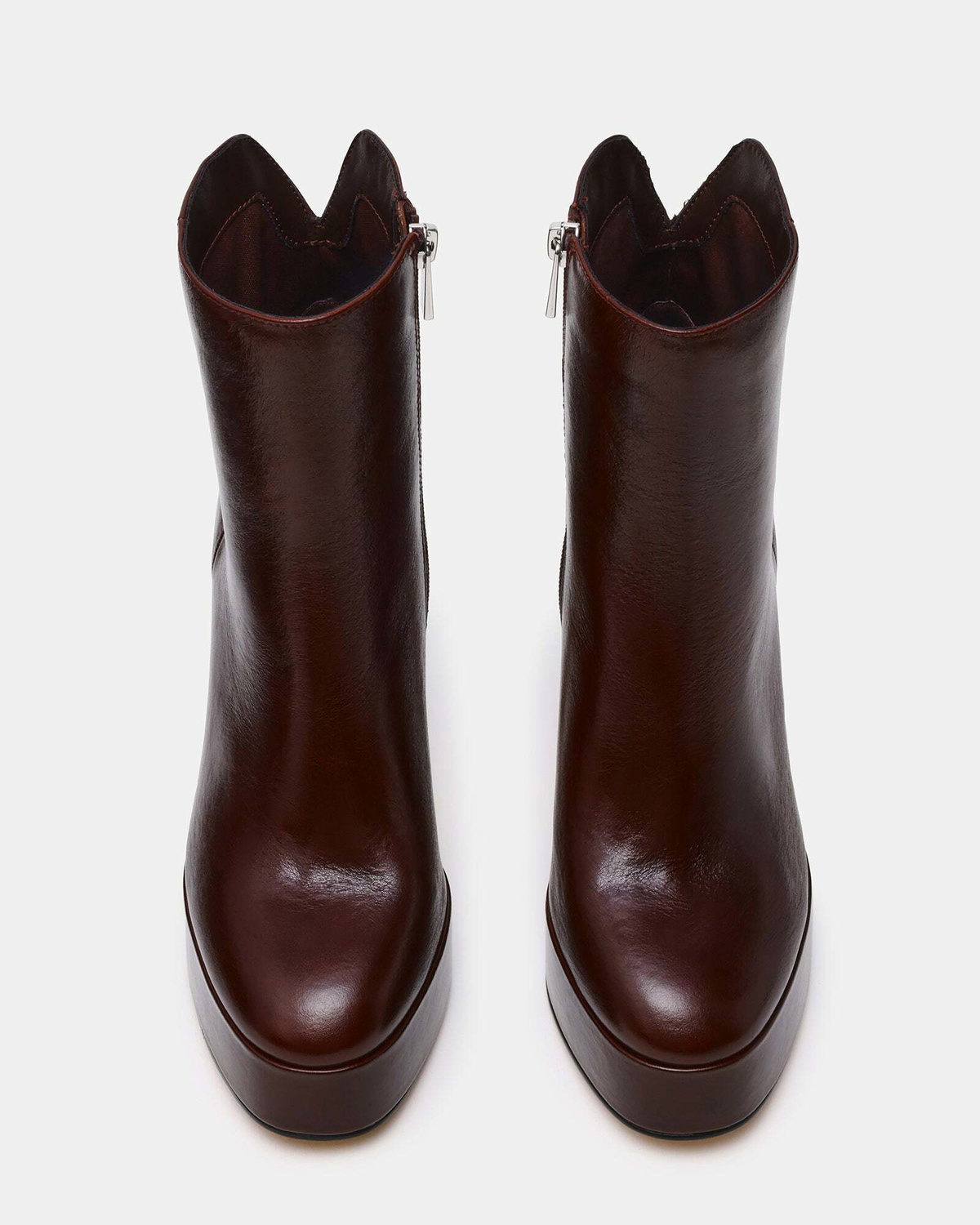 Steve Madden Lochlan Booties in Burgundy