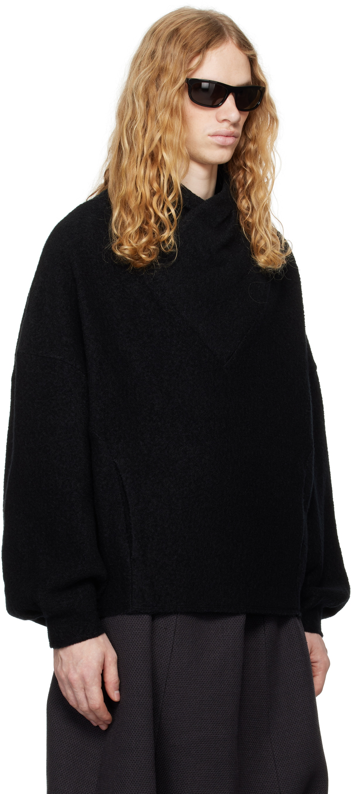 pet-tree-kor Black Resonance Pleat Sweater