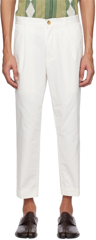 Photo: BEAMS PLUS White Pleated Trousers