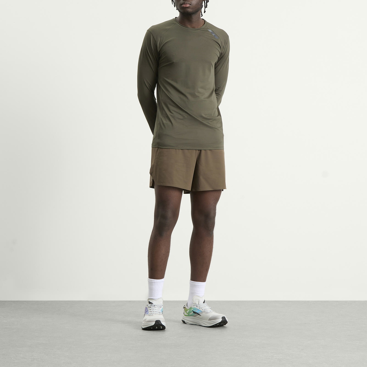 SOAR Men's Long Sleeve Tech T-Shirt in Dark Green